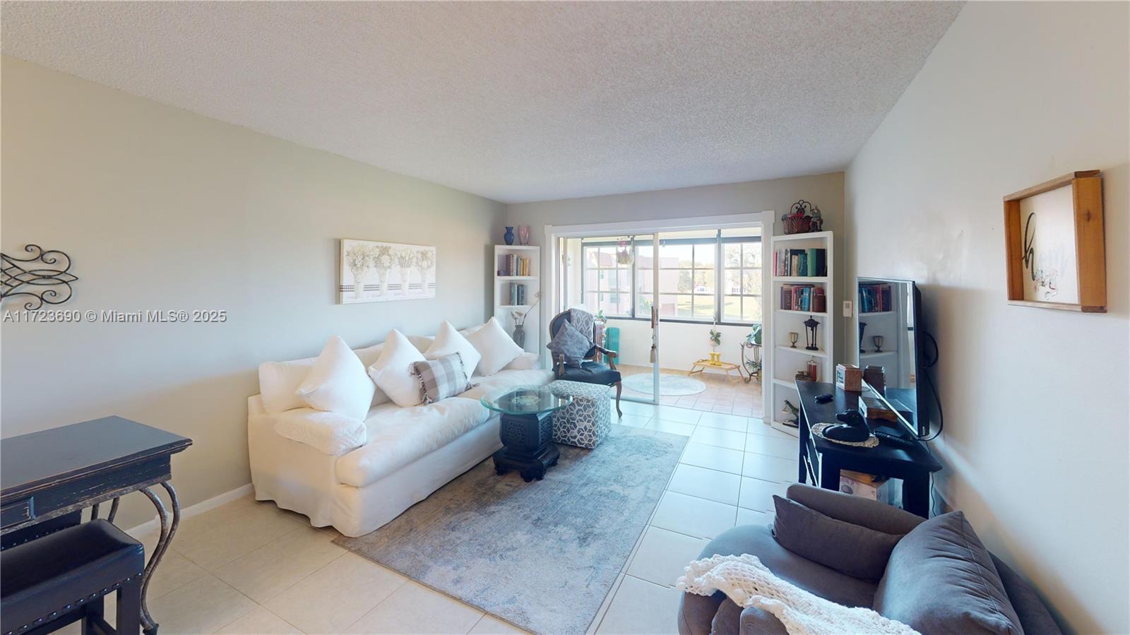 9441 Sunrise Lakes Blvd #302, Sunrise, Florida image 5