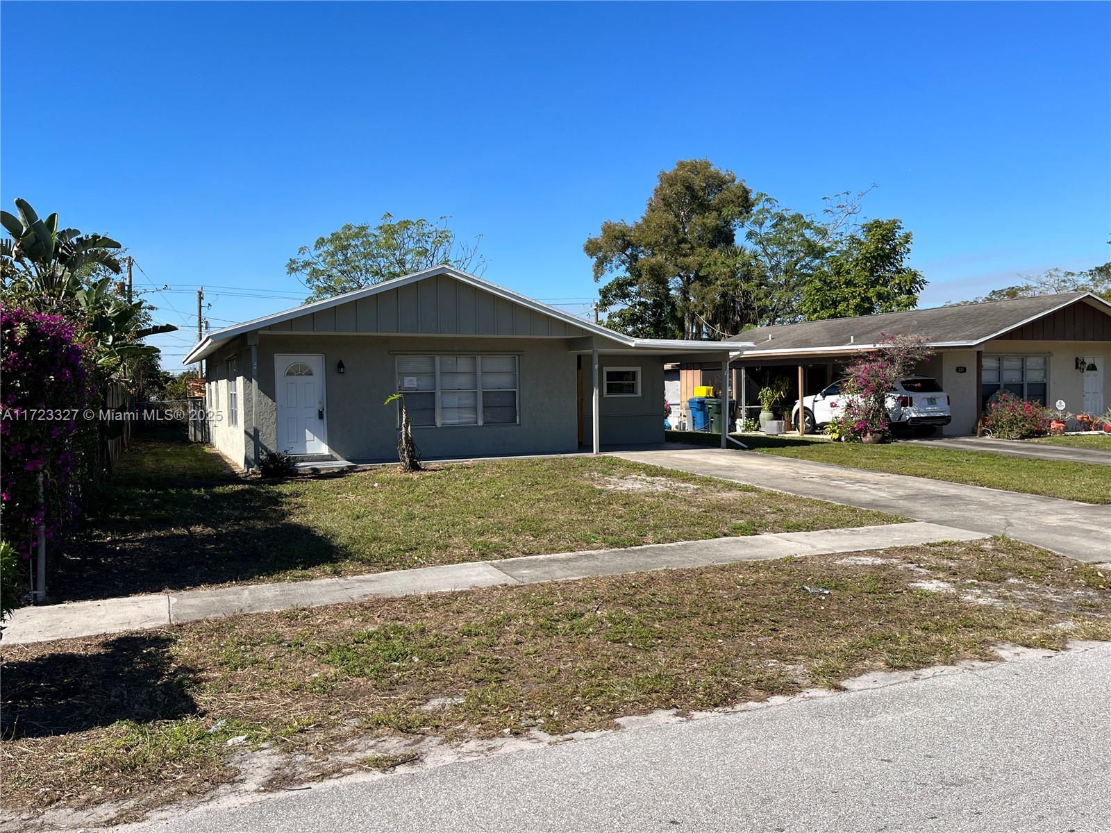 217 Fleming Ave, Green Acres, Florida image 2