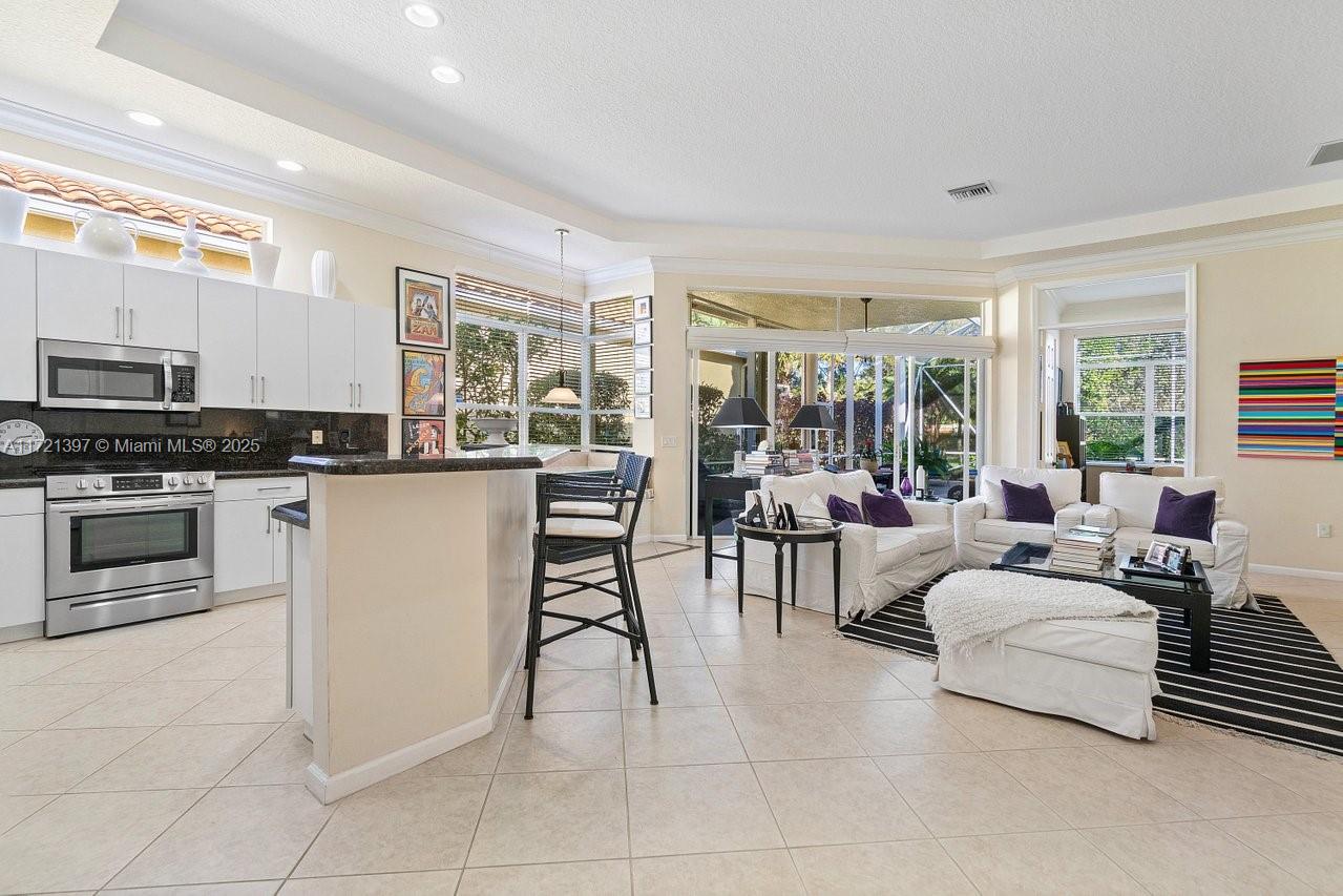 8729 Via Brilliante, Wellington, Florida image 7