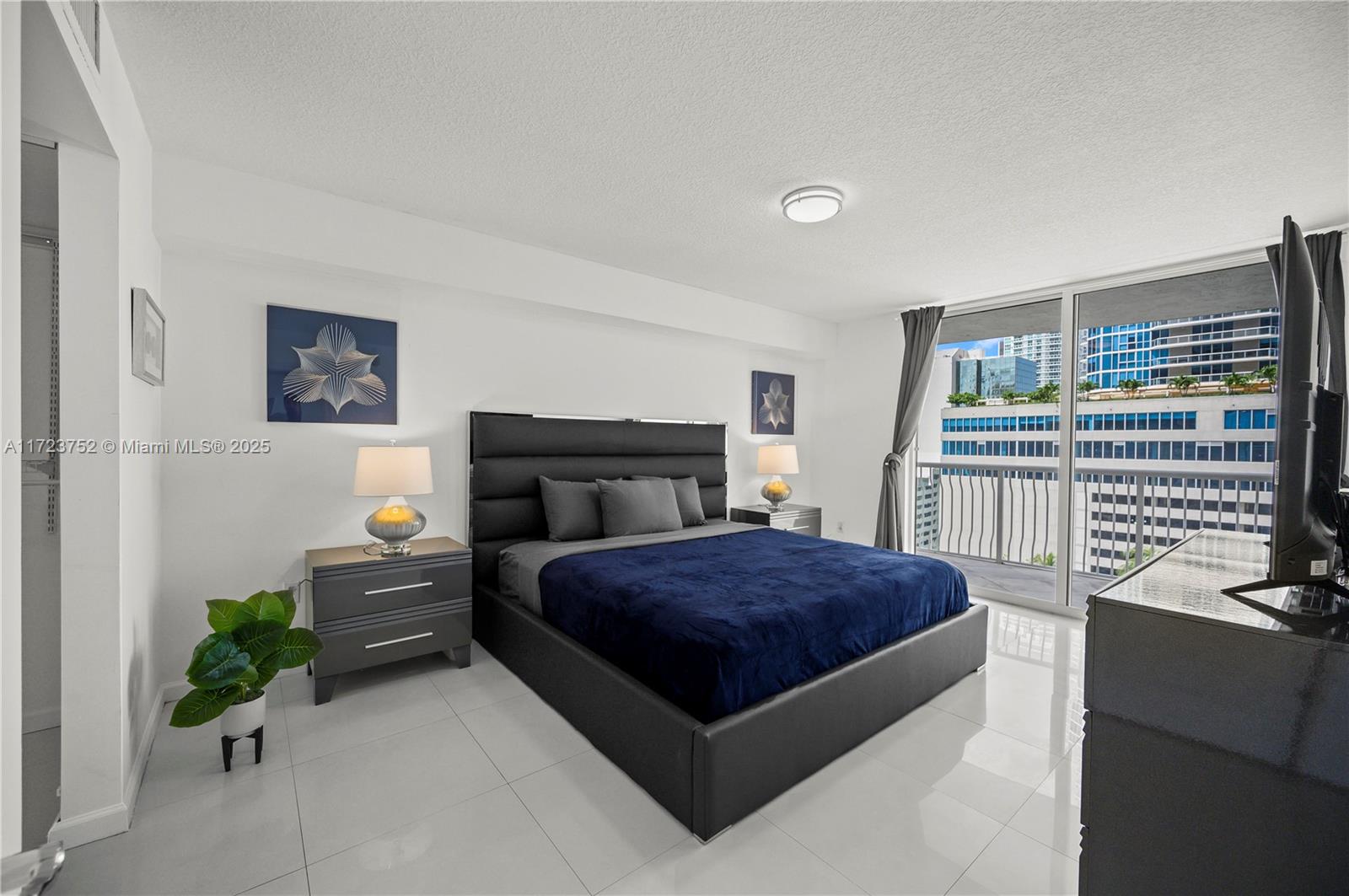 1200 Brickell Bay Dr #1920, Miami, Florida image 13