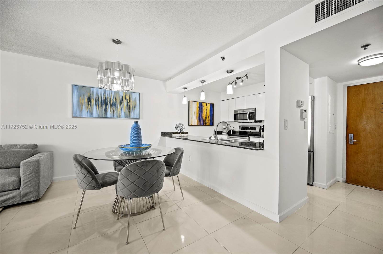 1200 Brickell Bay Dr #1920, Miami, Florida image 9