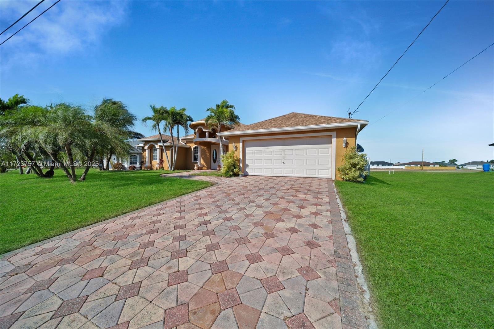 1929 NW 15th, Cape Coral, Florida image 2