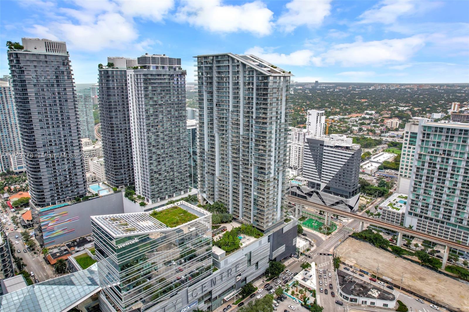 88 SW 7th St #3503, Miami FL 33130