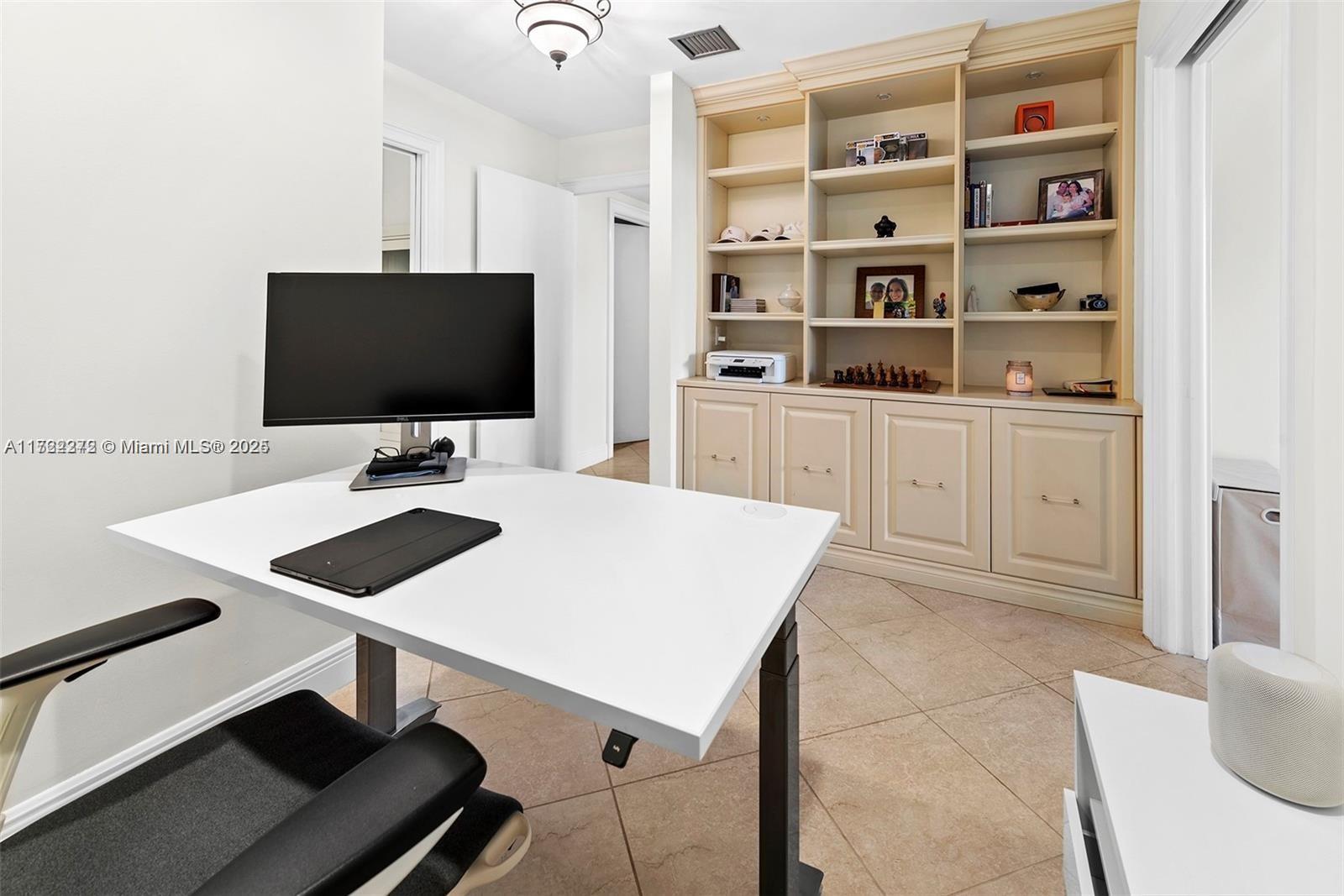 Listing Photo 18
