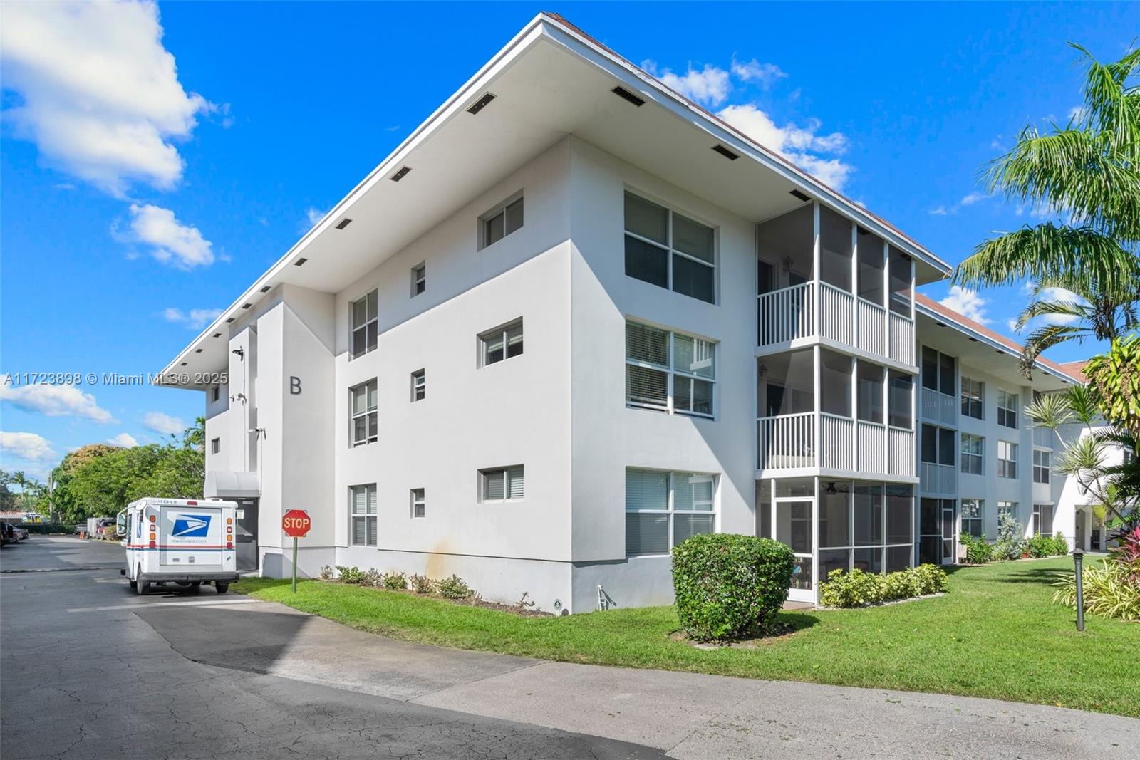 4025 N Federal Hwy #219B, Oakland Park, Florida image 4