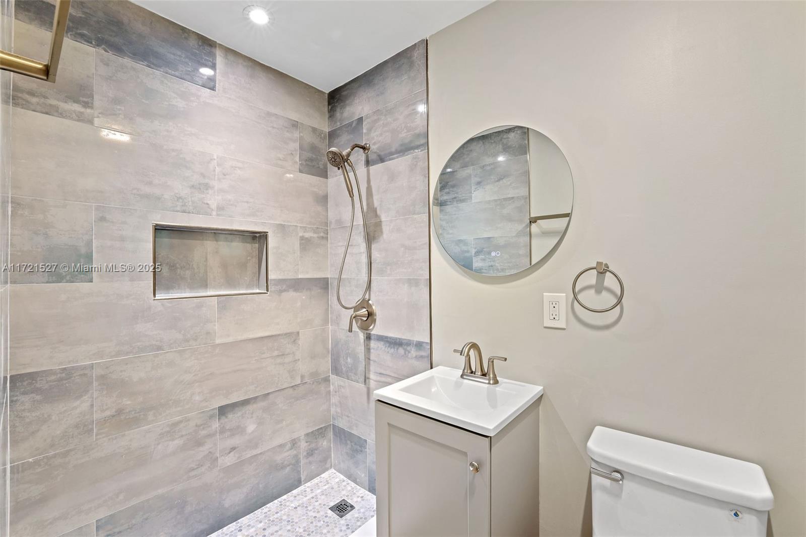 1634 NE 4th Pl, Fort Lauderdale, Florida image 32