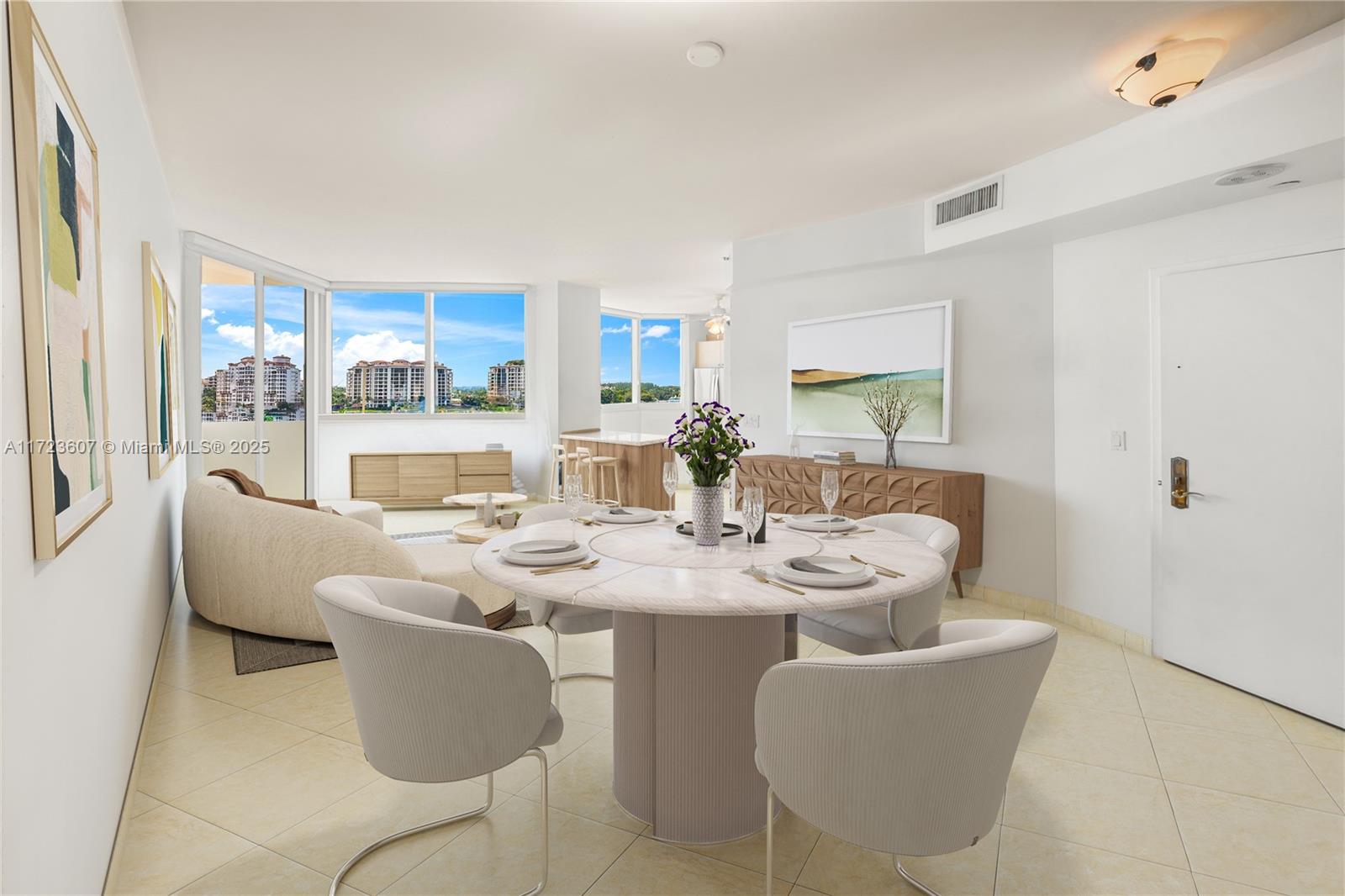 300 S Pointe Dr #708, Miami Beach FL 33139