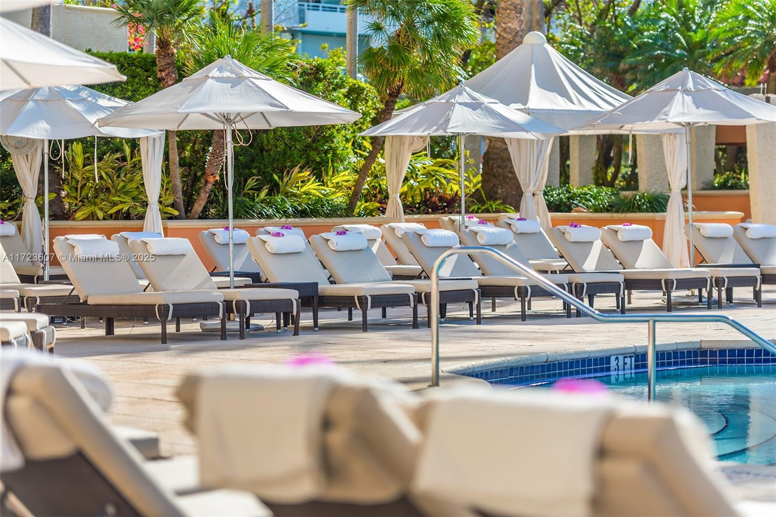 300 S Pointe Dr #708, Miami Beach FL 33139