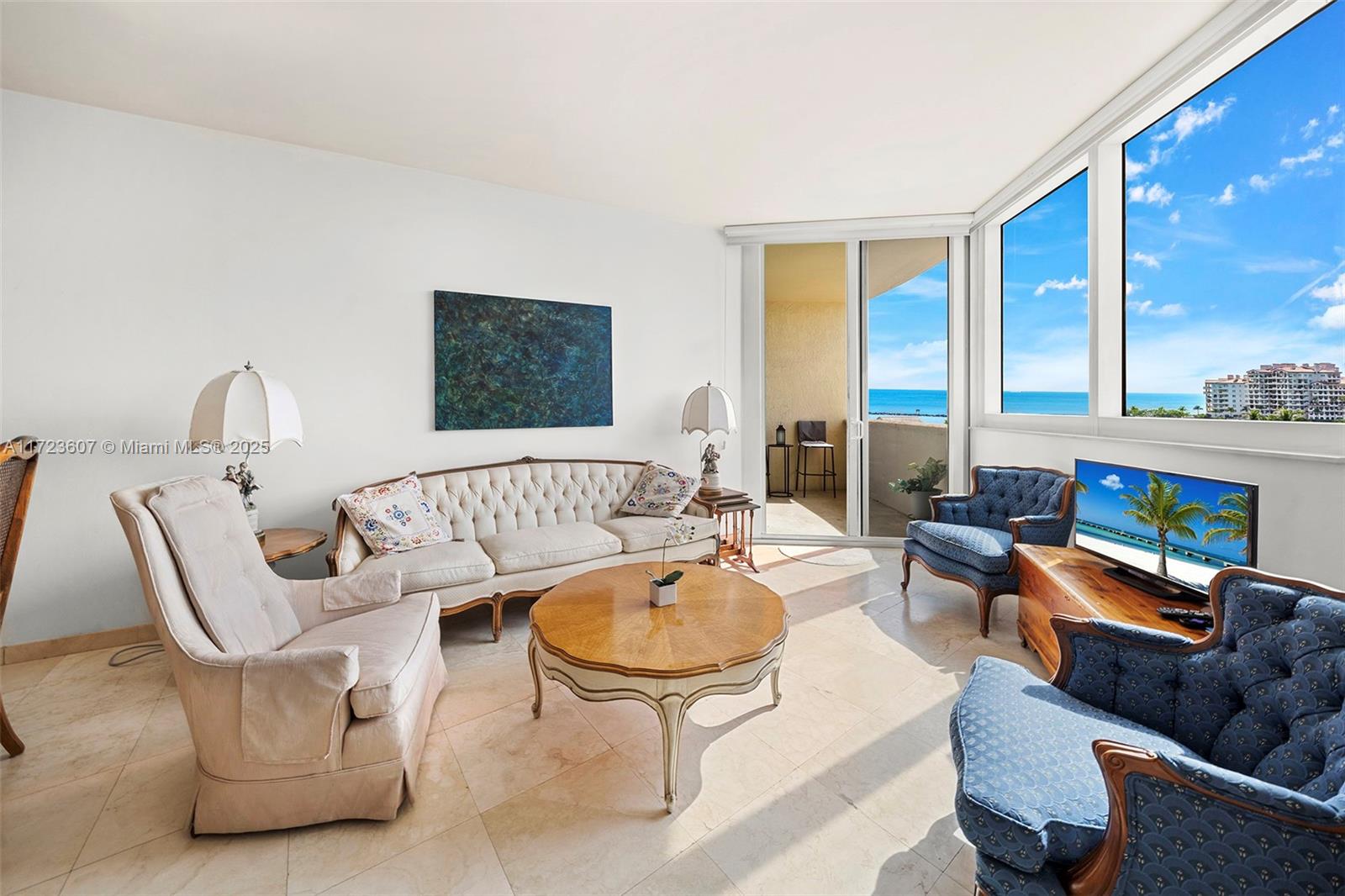 300 S Pointe Dr #708, Miami Beach FL 33139