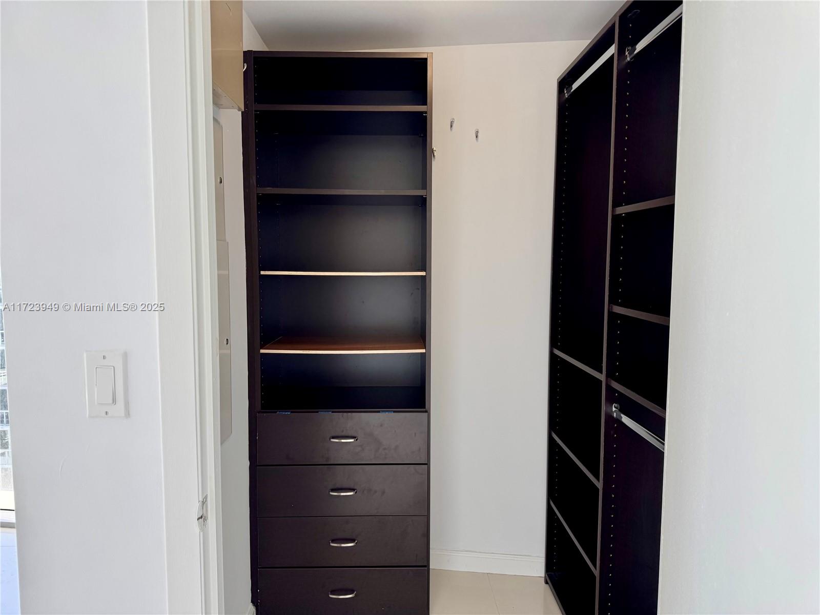 475 BRICKELL AVE #4813, Miami FL 33131