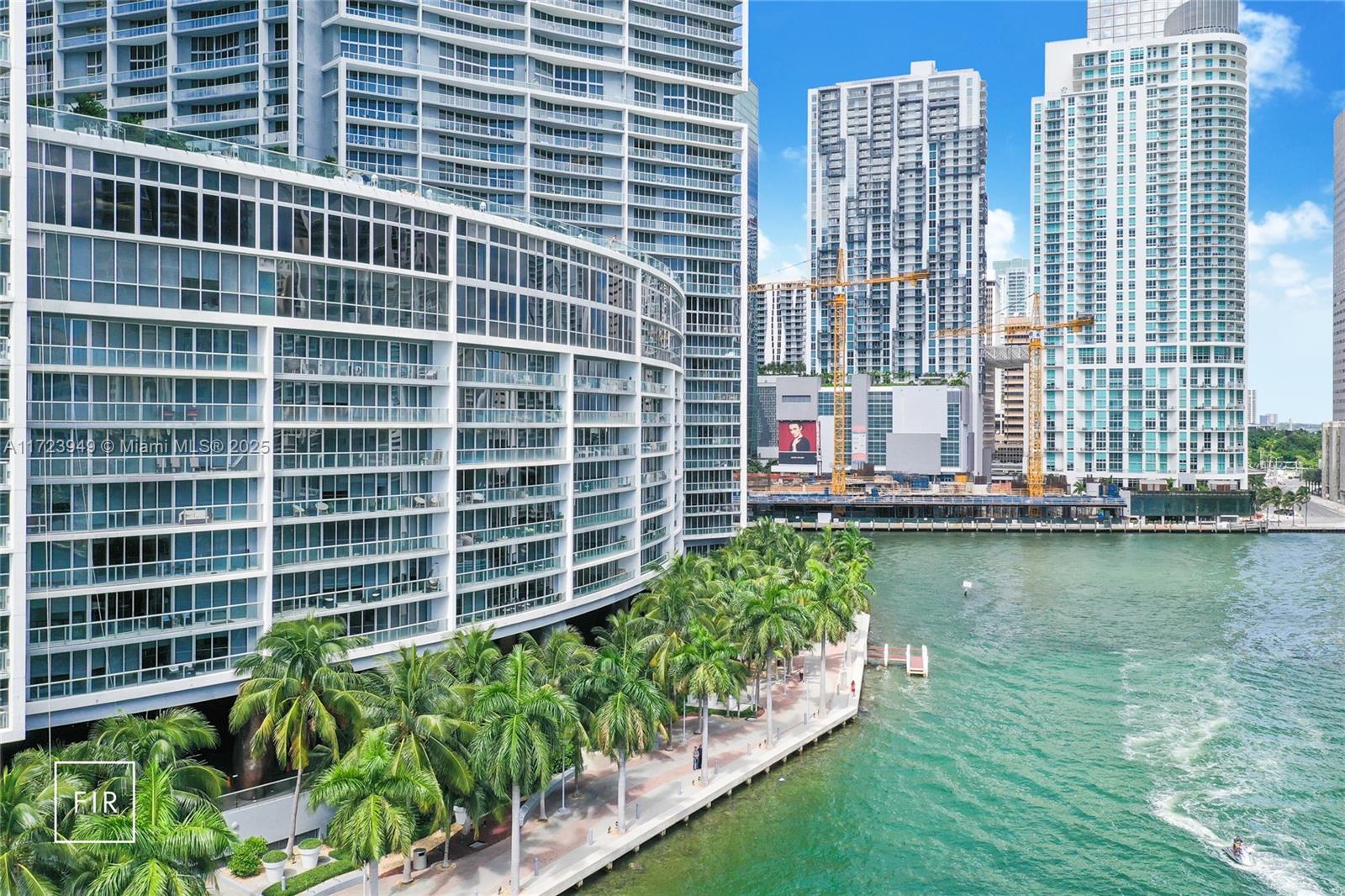 475 BRICKELL AVE #4813, Miami FL 33131
