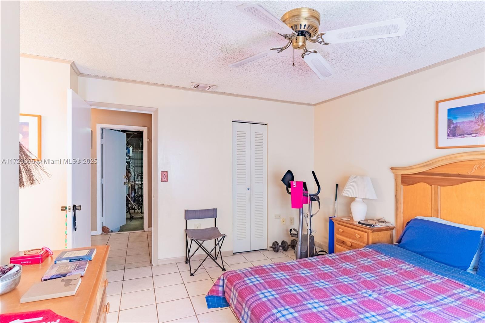 5860 NW 198th Ter, Hialeah, Florida image 31