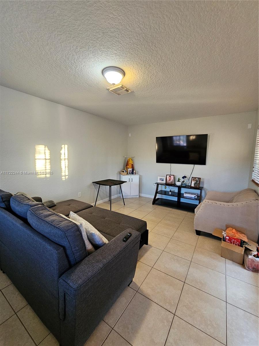 27411 SW 139th Pl, Homestead, Florida image 32