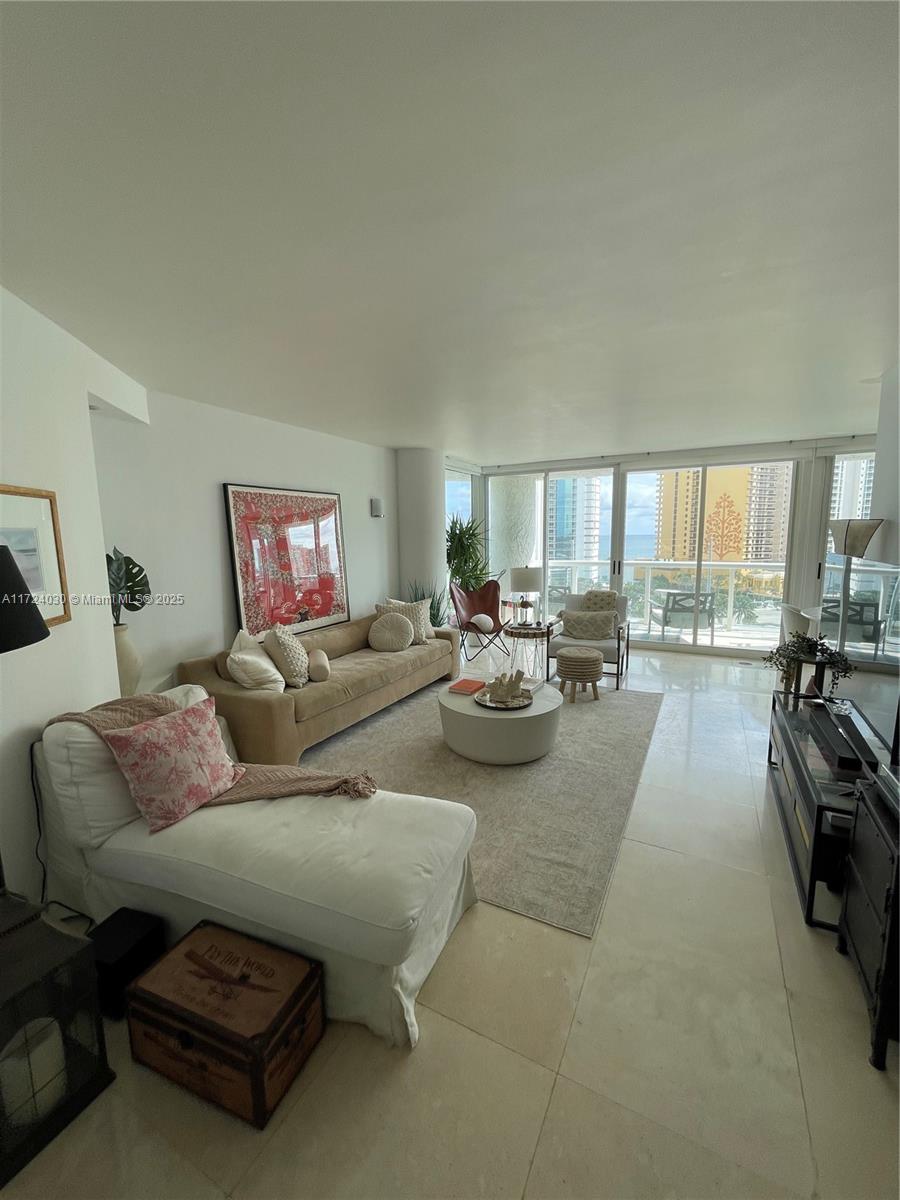 16400 Collins Ave #942, Sunny Isles Beach, Florida image 8