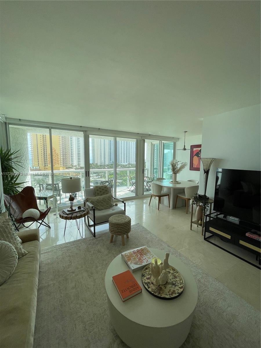 16400 Collins Ave #942, Sunny Isles Beach, Florida image 9