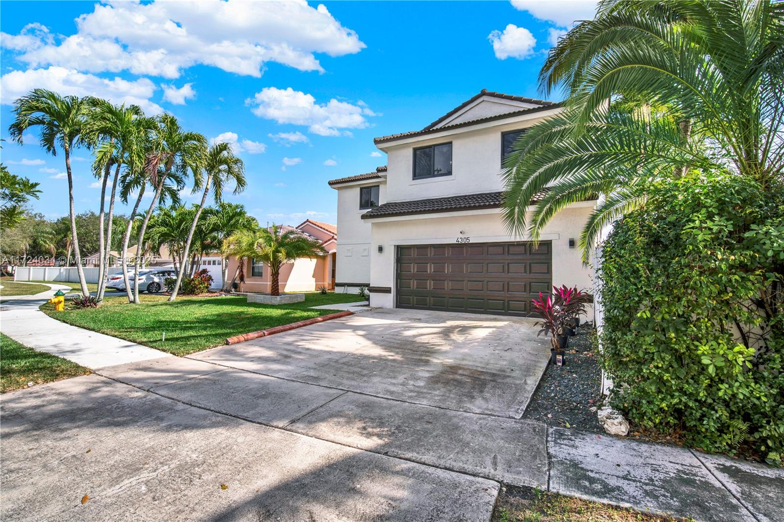 4305 SW 153rd Ter, Miramar, Florida image 1