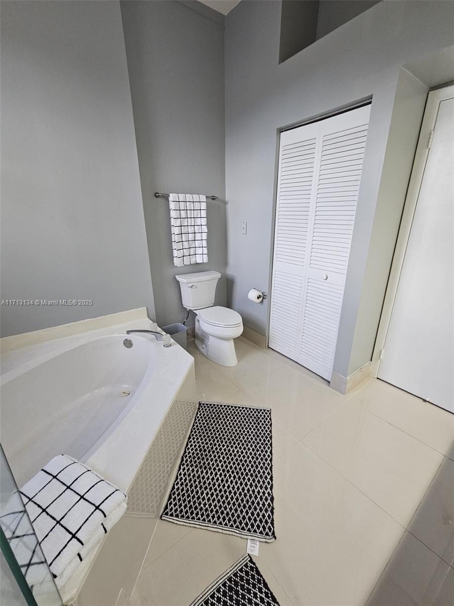 301 SW 158th Ter #206, Pembroke Pines, Florida image 31