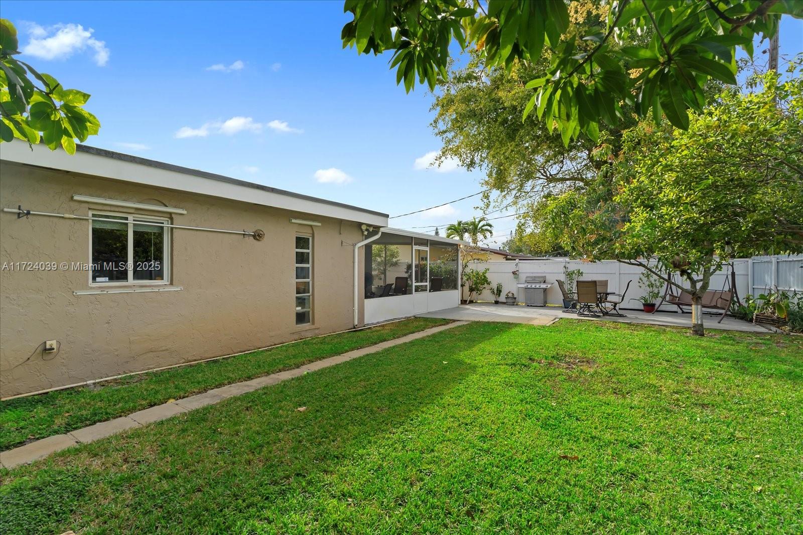 7701 NW 34th St, Davie, Florida image 36