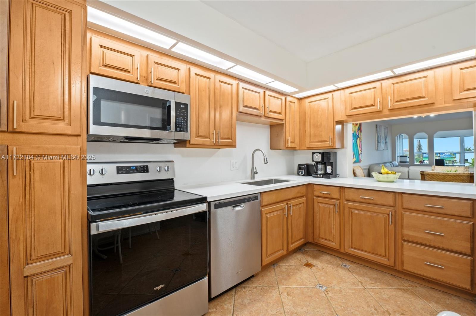 3111 NE 51st St #404C, Fort Lauderdale, Florida image 21