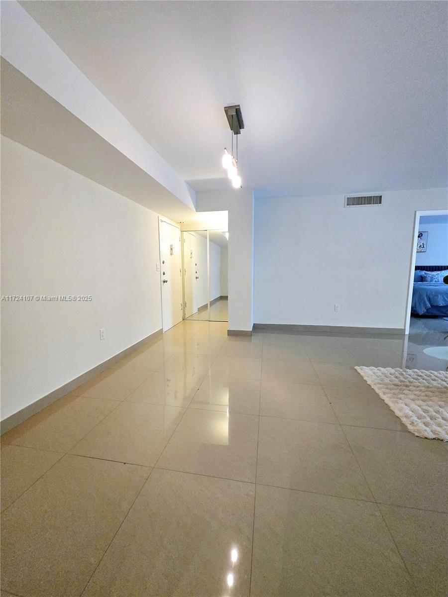 1833 S Ocean Dr #809, Hallandale Beach, Florida image 7