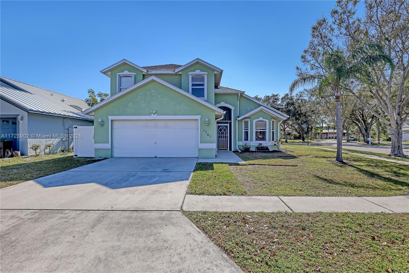 1701 Primrose Ct, Port St. Lucie, Florida image 4