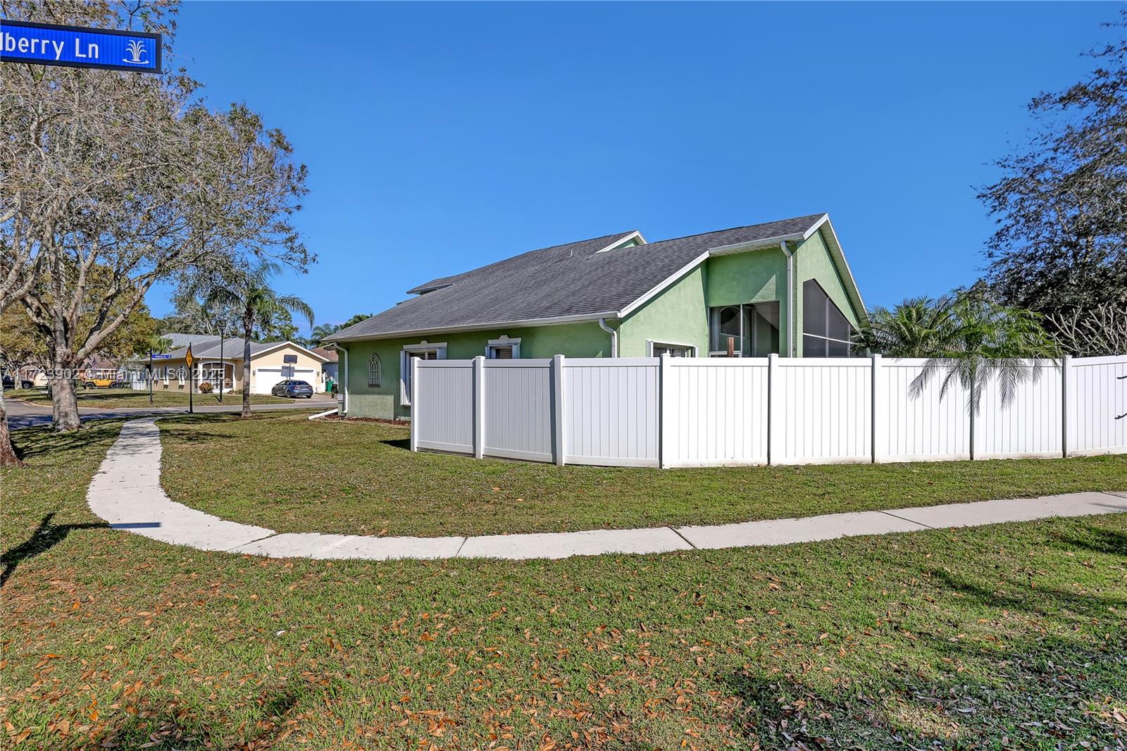 1701 Primrose Ct, Port St. Lucie, Florida image 43