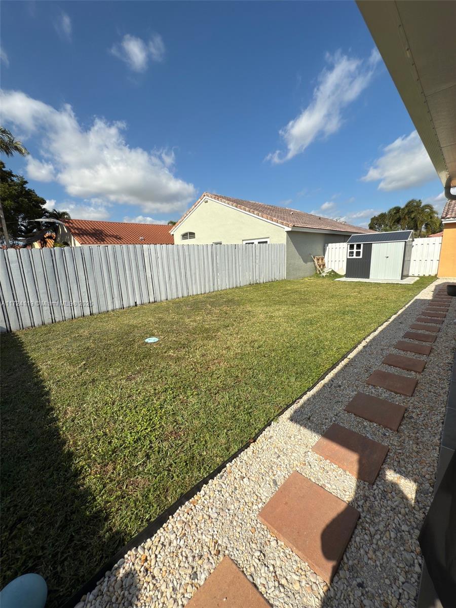 220 SW 192nd Ter, Pembroke Pines, Florida image 26