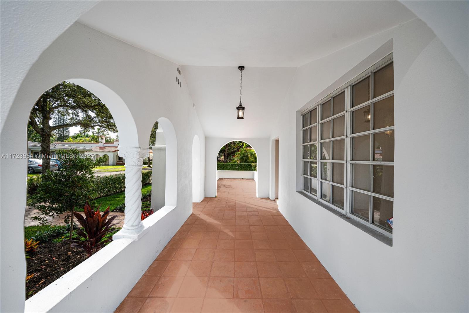 820 Lorca St, Coral Gables, Florida image 3