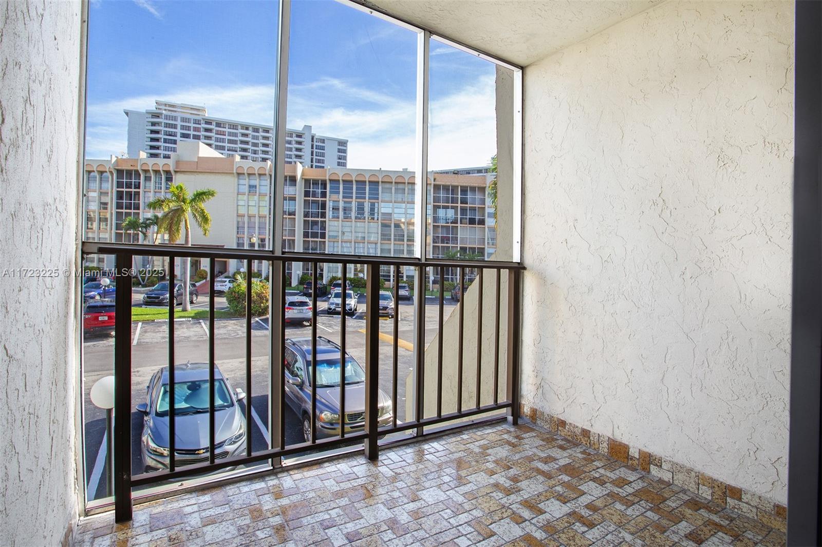 601 Three Islands Blvd #217, Hallandale Beach, Florida image 23