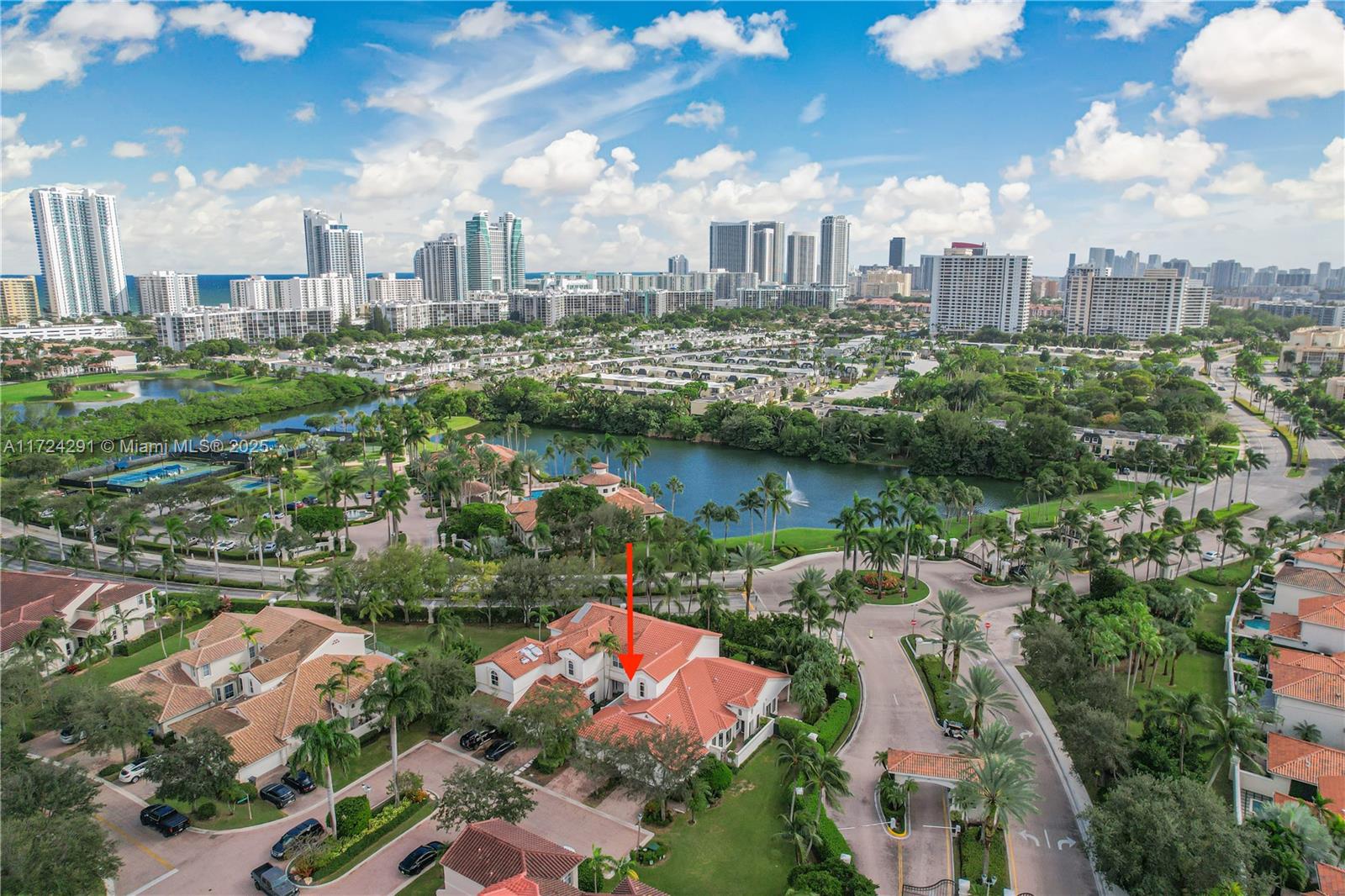 House for Sale in Hollywood, FL