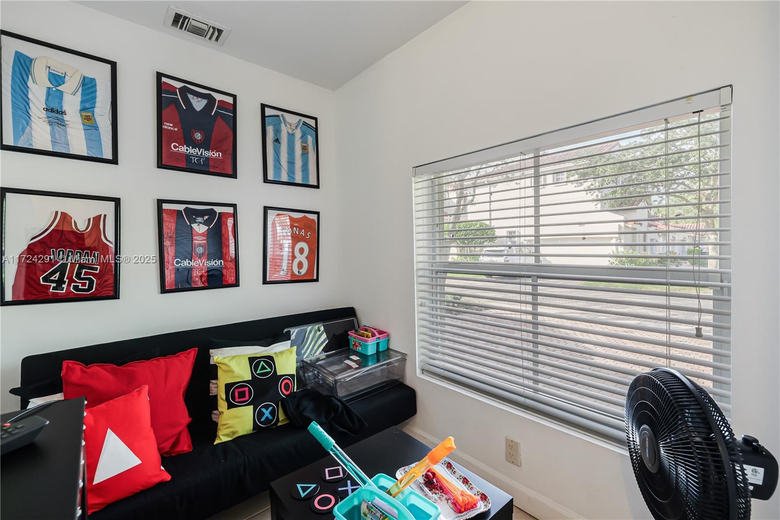 1394 W Harbor Vw W #1394, Hollywood, Florida image 21