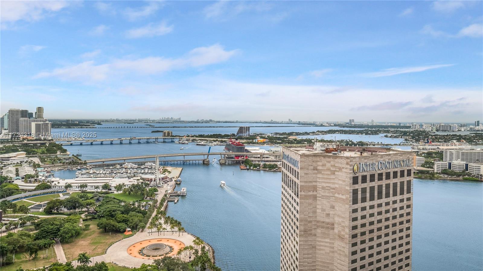 325 S Biscayne Blvd #4314, Miami FL 33131