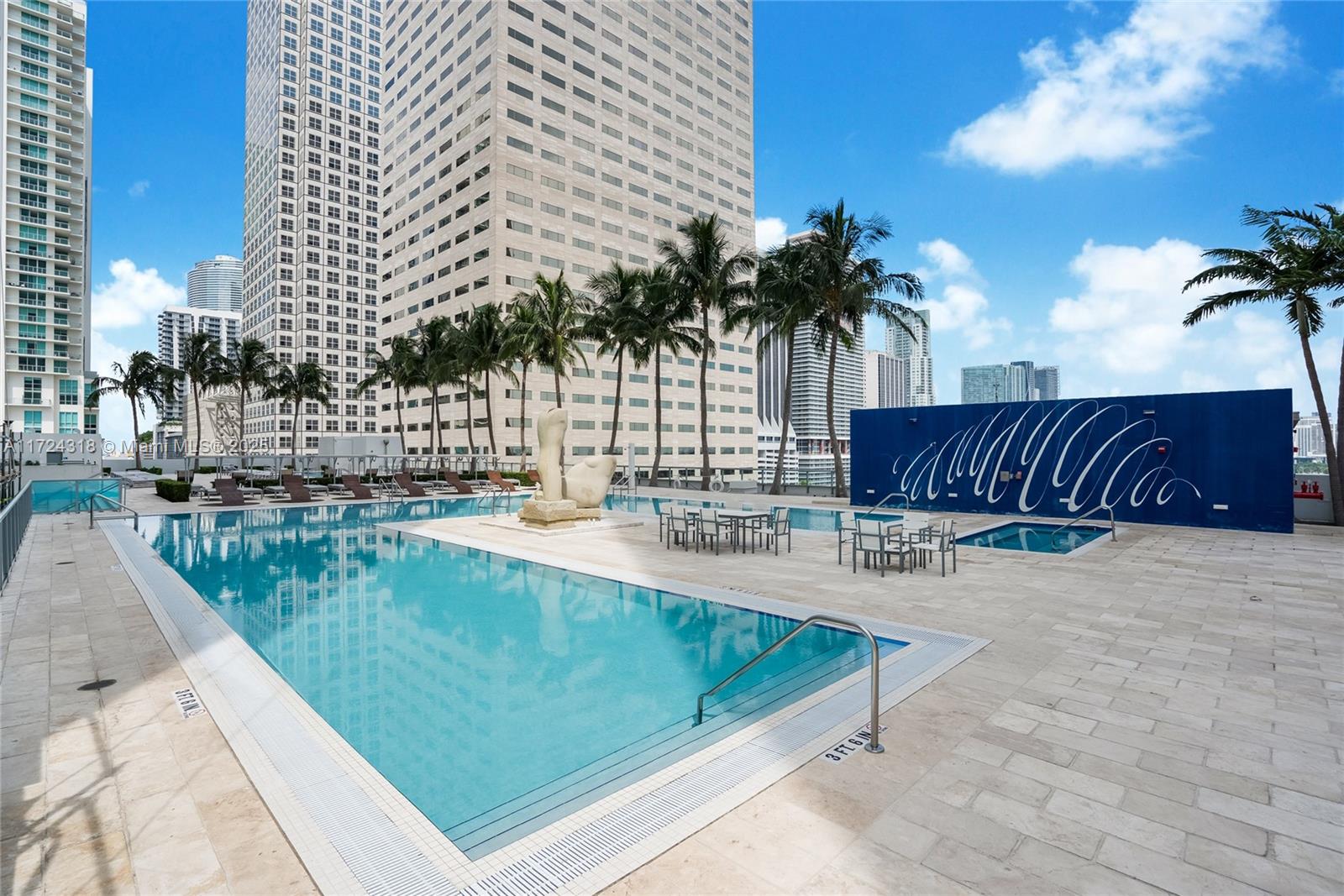 325 S Biscayne Blvd #4314, Miami FL 33131