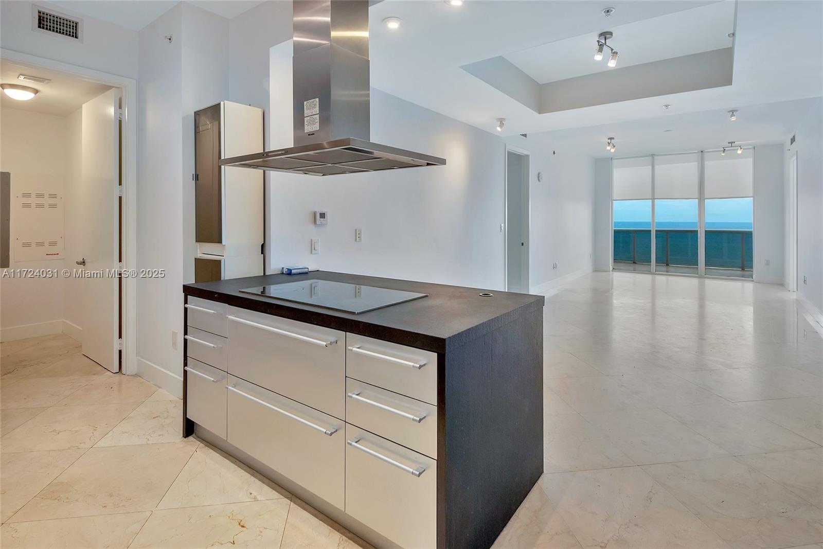 18201 Collins Ave #4008, Sunny Isles Beach FL 33160