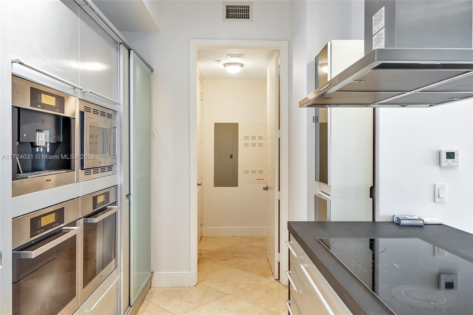 18201 Collins Ave #4008, Sunny Isles Beach FL 33160