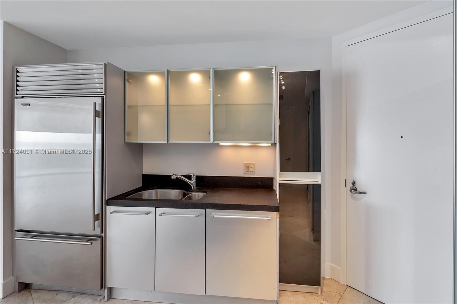 18201 Collins Ave #4008, Sunny Isles Beach FL 33160