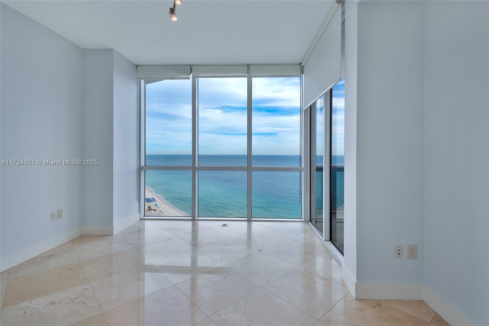 18201 Collins Ave #4008, Sunny Isles Beach FL 33160
