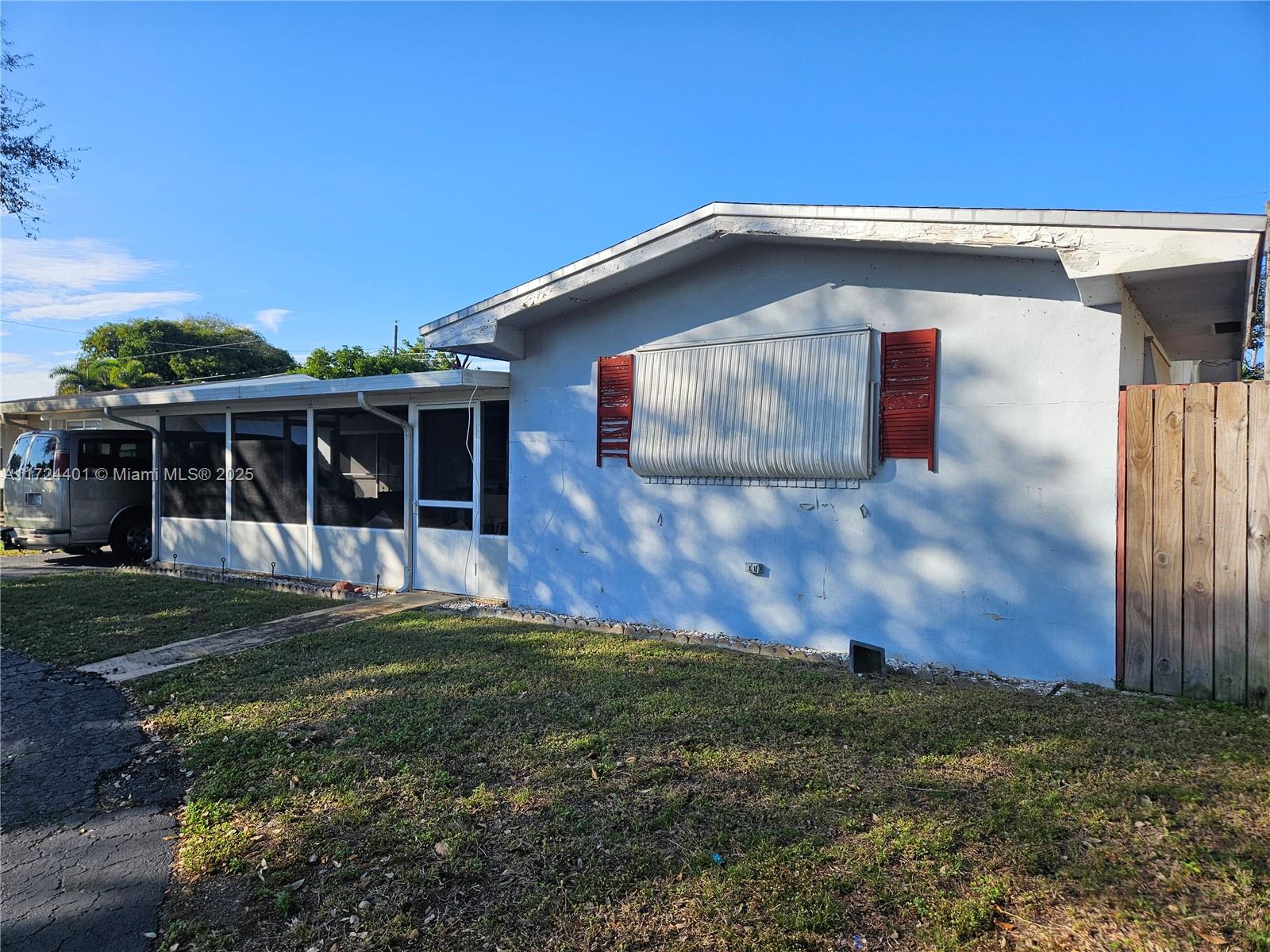 8571 NW 16th St, Pembroke Pines, Florida image 1