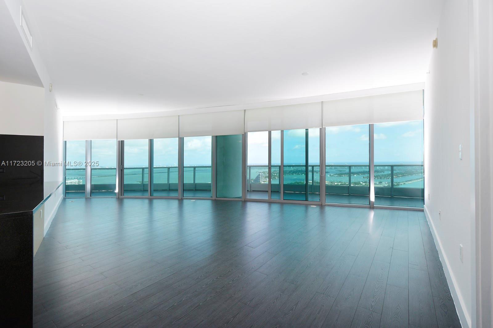 900 Biscayne Blvd #5606, Miami FL 33132