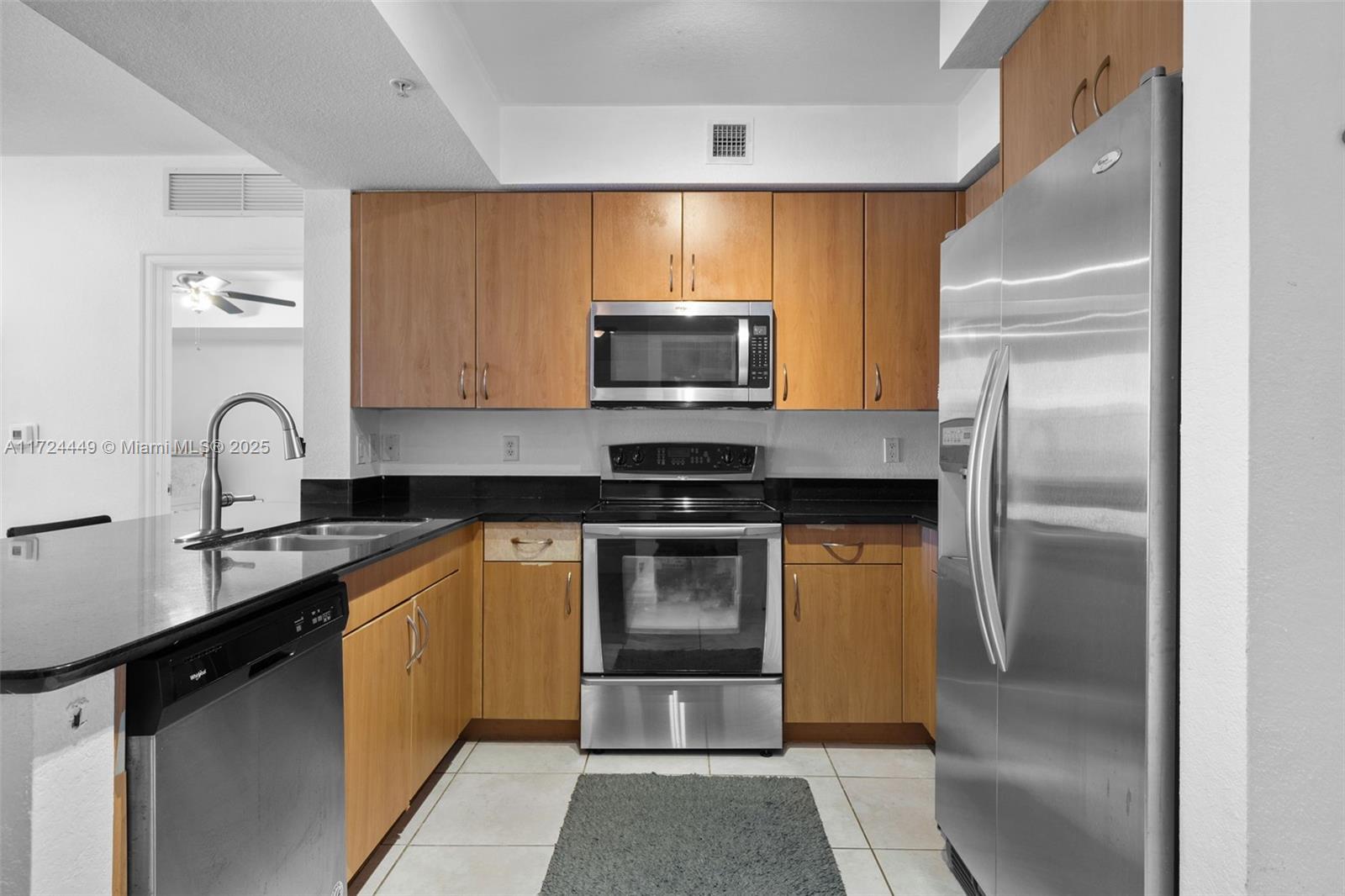 1830 Radius Dr #903, Hollywood, Florida image 10