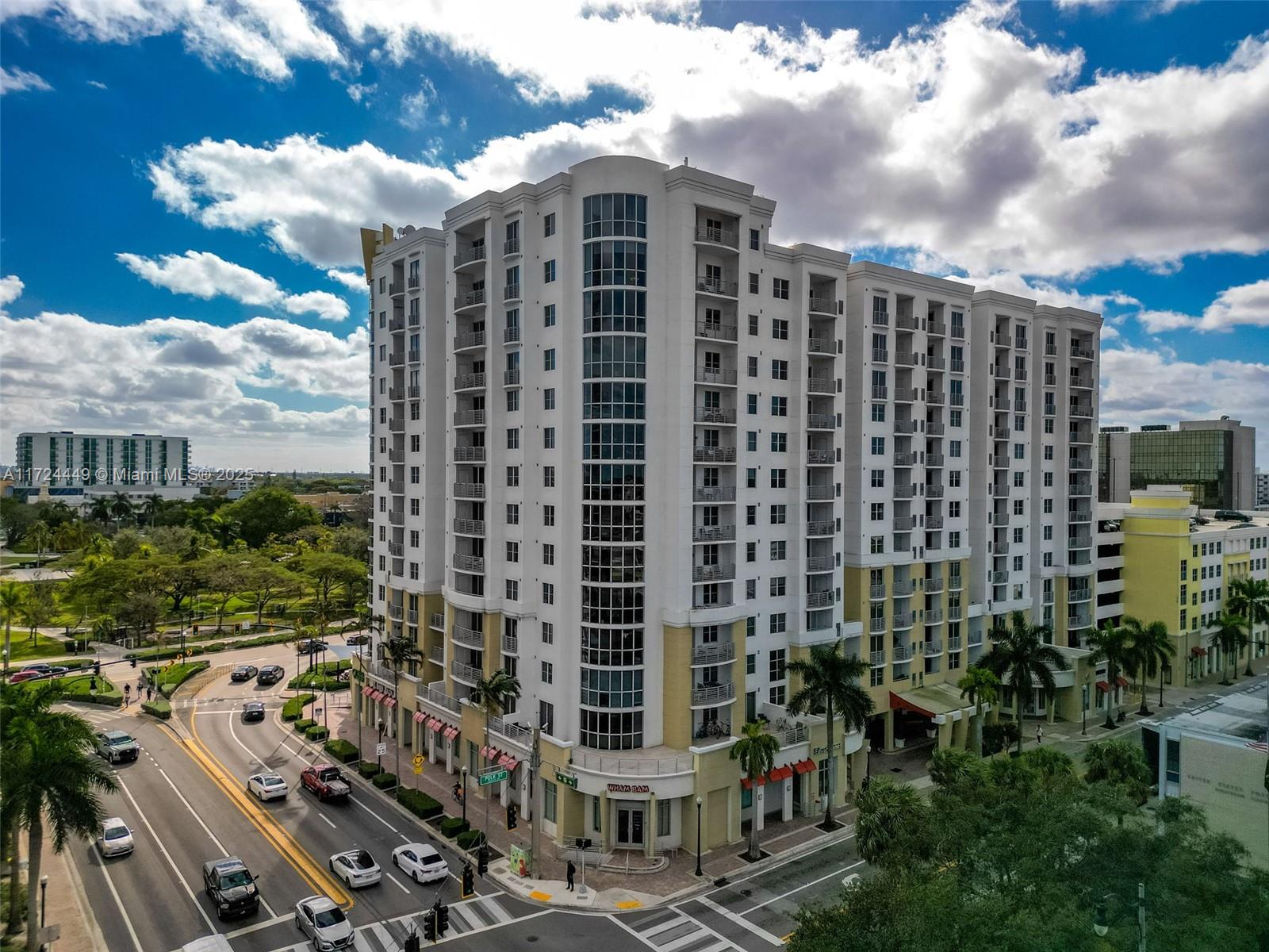 1830 Radius Dr #903, Hollywood, Florida image 2