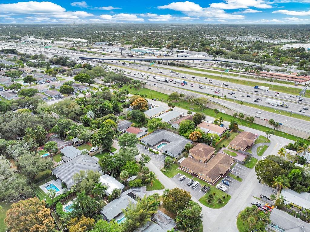 215 SW 19th Ave, Fort Lauderdale, Florida image 26