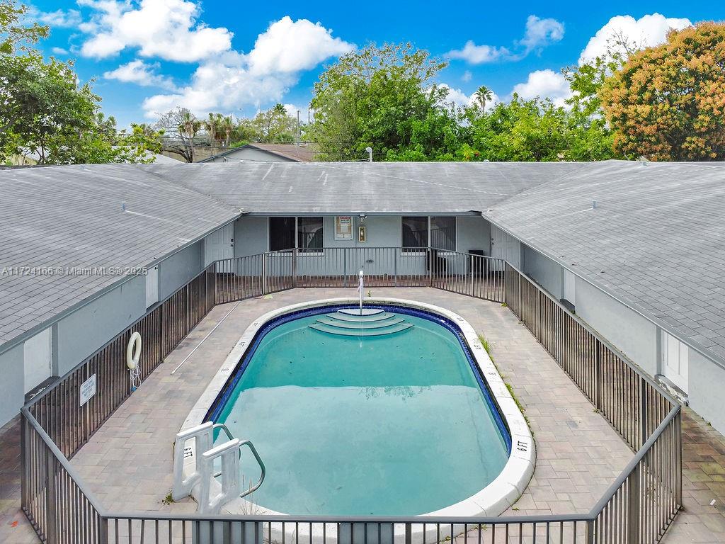 215 SW 19th Ave, Fort Lauderdale, Florida image 3