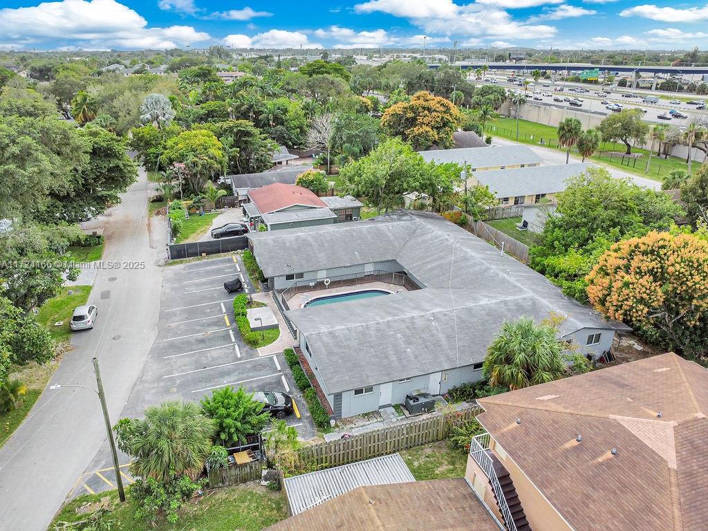 215 SW 19th Ave, Fort Lauderdale, Florida image 33