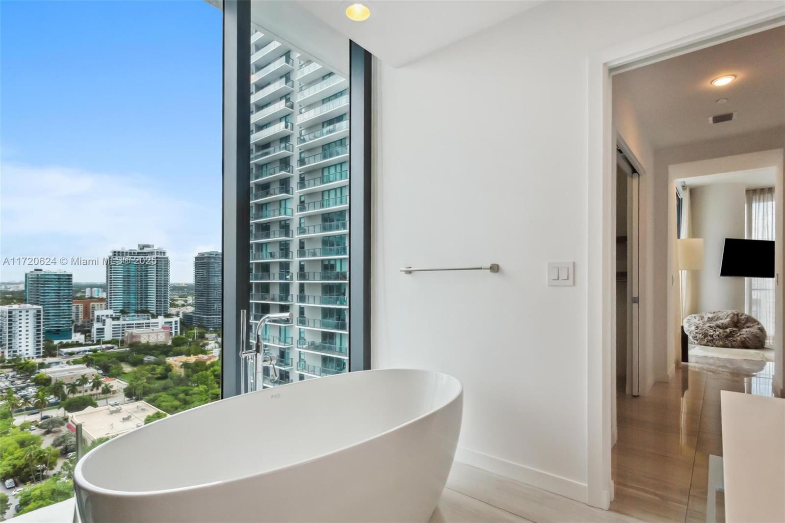 480 NE 31 st #2307, Miami FL 33137