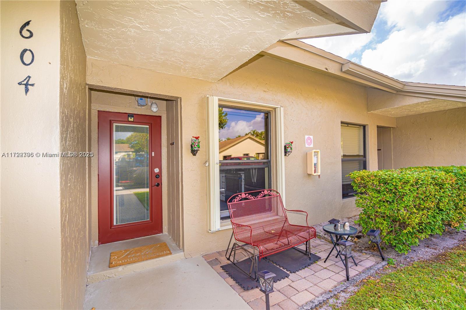 3078 S Oakland Forest Dr #604, Oakland Park, Florida image 2