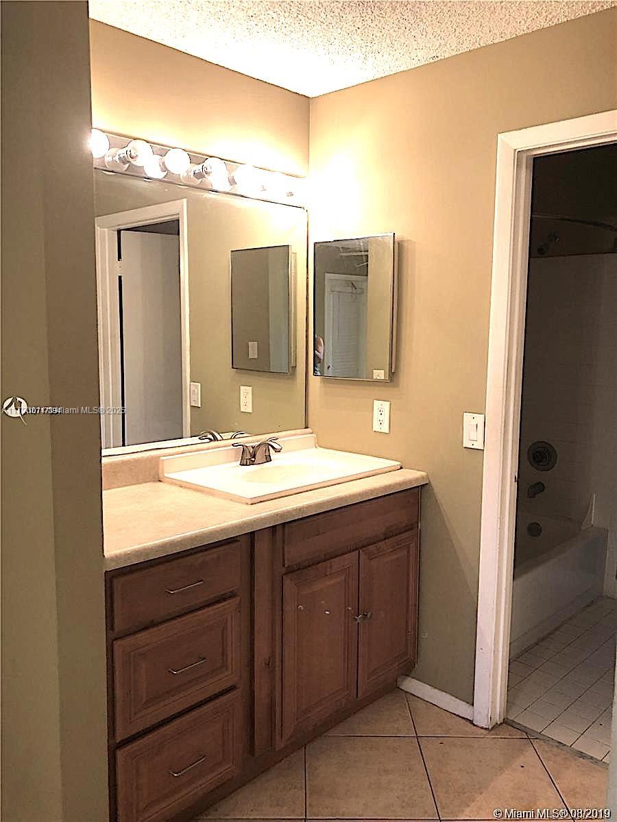 1024 Coral Club Dr #1024, Coral Springs, Florida image 10