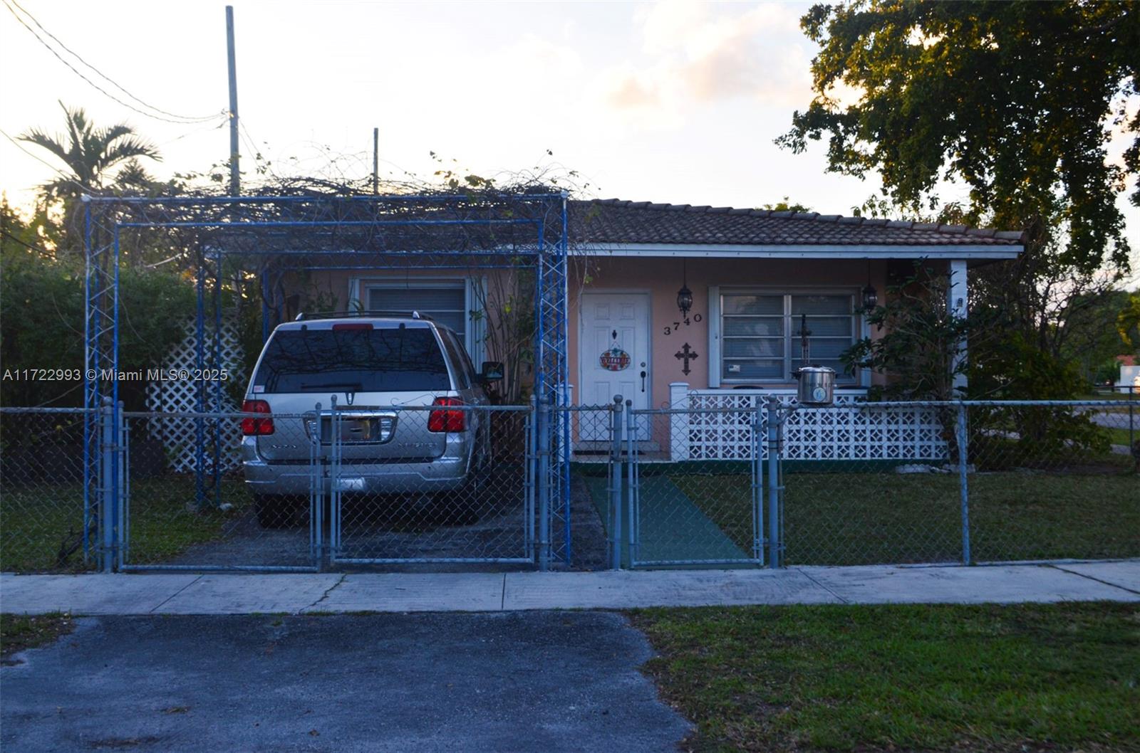 3740 W 5th Ct, Hialeah, Florida image 3