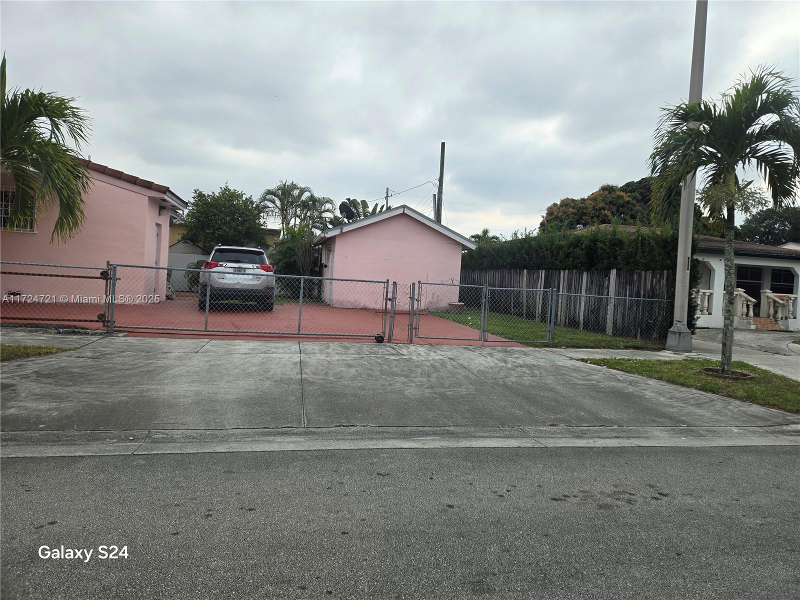 3490 W 1st Ave, Hialeah, Florida image 3