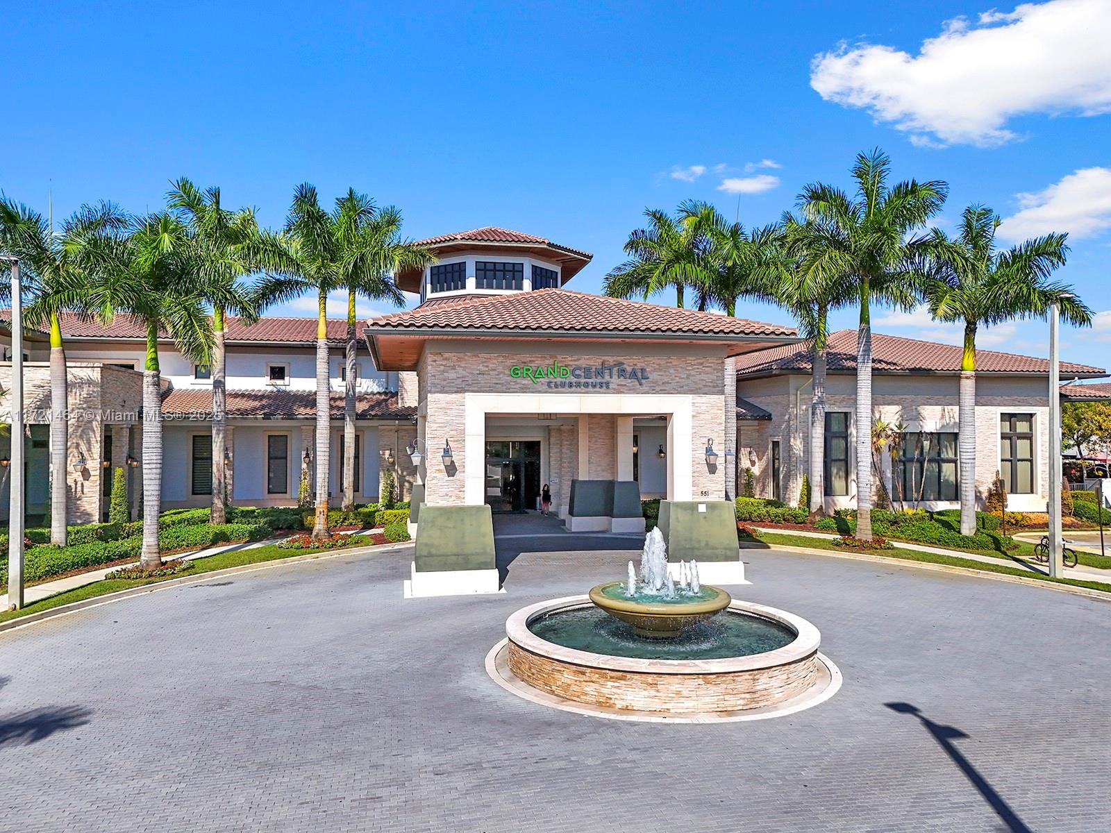 Residential, Doral, Florida image 18